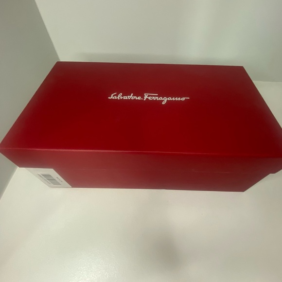 Ferragamo Gancini Pool Slides - NWT and box and dust bag - Picture 6 of 12